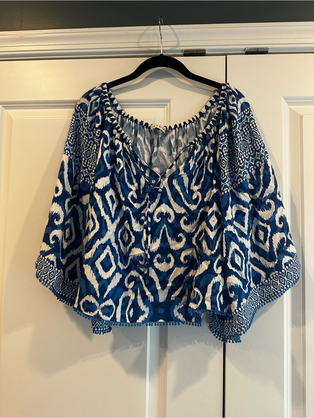 ALICE + OLIVIA Artisan Ikat Devina Off-Shoulder Blouse